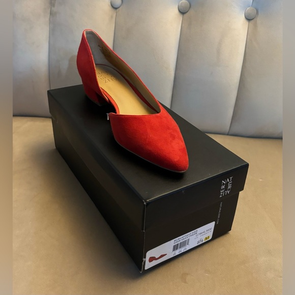 Naturalizer belina suede shoes - Picture 2 of 12
